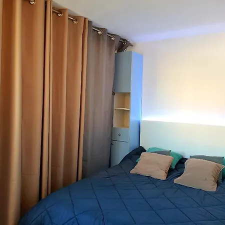 Climatise Classe 2 Dans Marina Proche Et Etang - Lit Wifi Fibre Et Parking Prive Sète